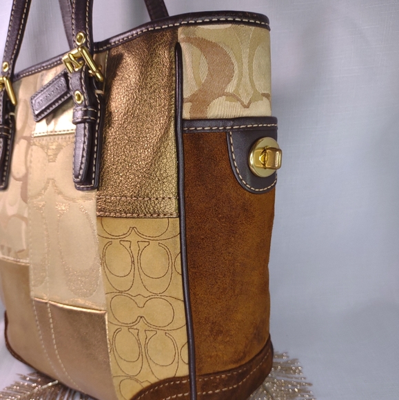 Golden Coach patchwork handbag. - Picture 4 of 8